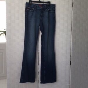Woman’s Blue Cult Denim Jeans size 26 color blue.            #222
